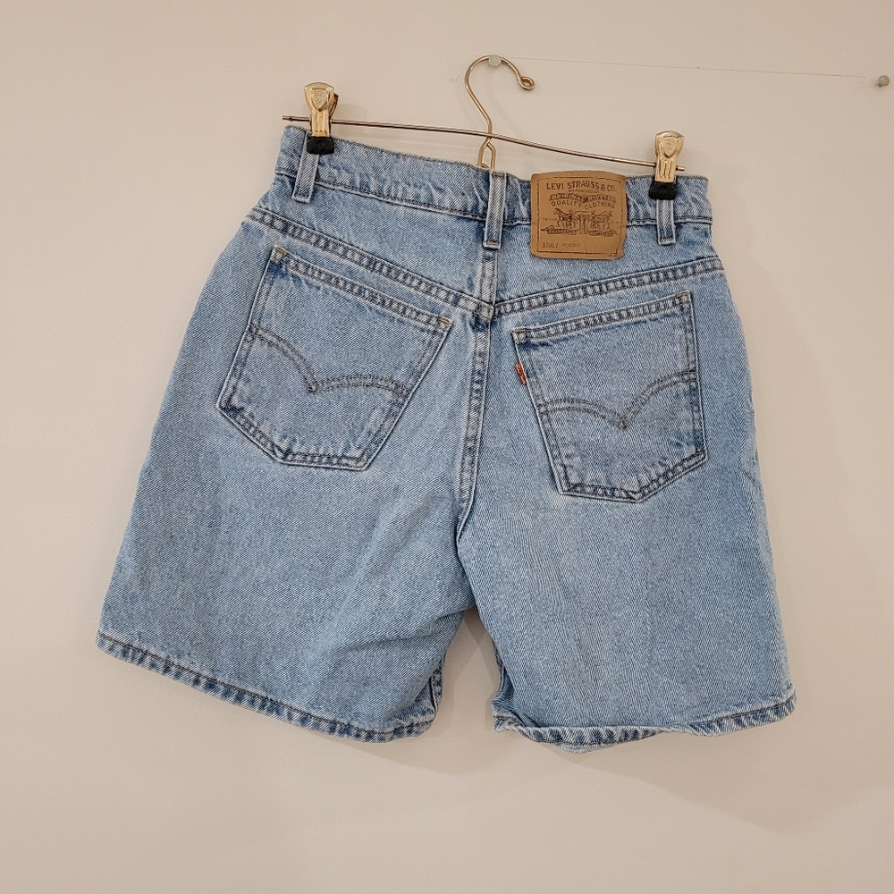 Vintage Levis Orange tab 967 relaxed fit blue jean shorts